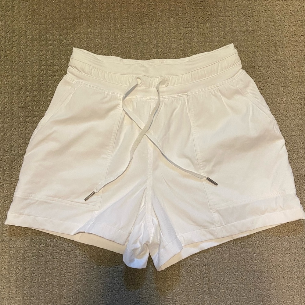 Lululemon dance studio high rise shorts